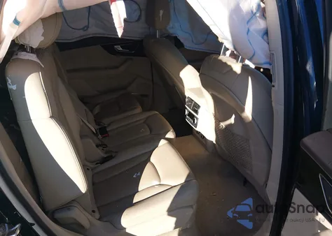 2019 Audi Q7 55 Premium z USA, uszkodzony, nr VIN WA1VAAF72KD016493